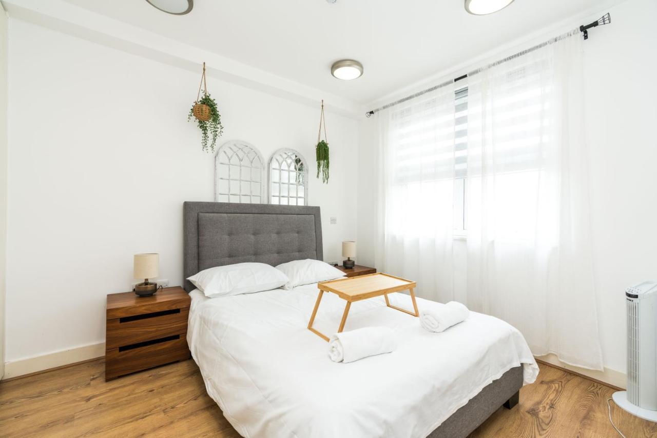 Amazing 2 Bedroom / Earls Court / Kensington London Exterior foto